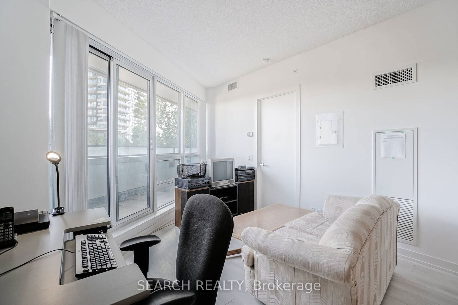 2212 Lakeshore Blvd W, unit 316 for rent