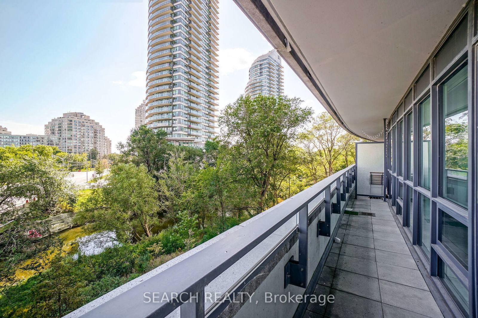 2212 Lakeshore Blvd W, unit 316 for rent