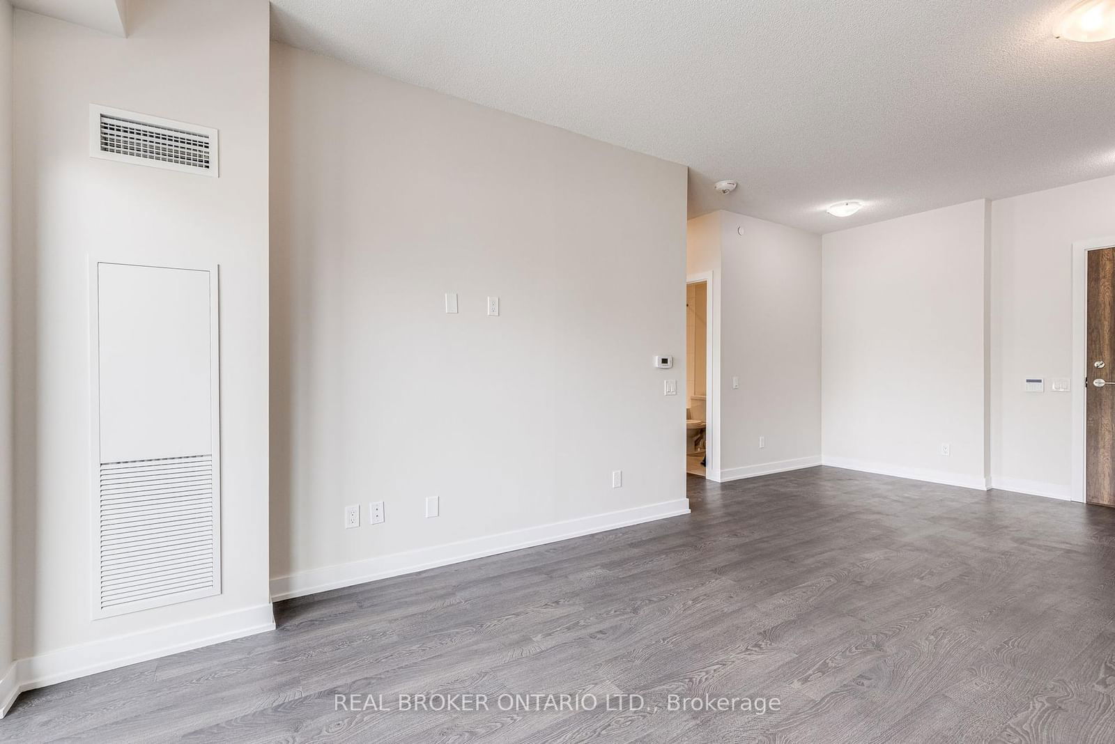 251 Manitoba St, unit 1111 for rent