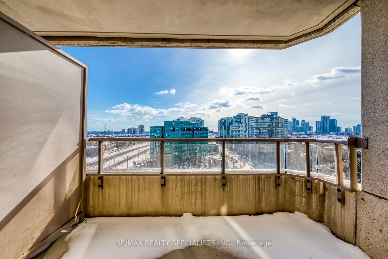 25 Kingsbridge Garden Circ, unit 1127 for sale