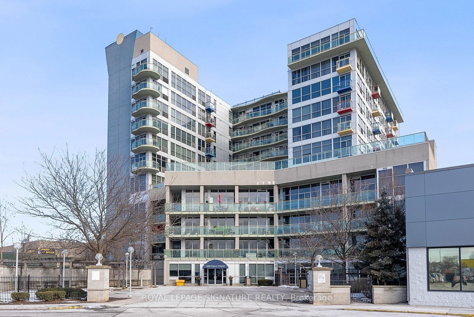 Solara Condominiums, York Crosstown, Toronto