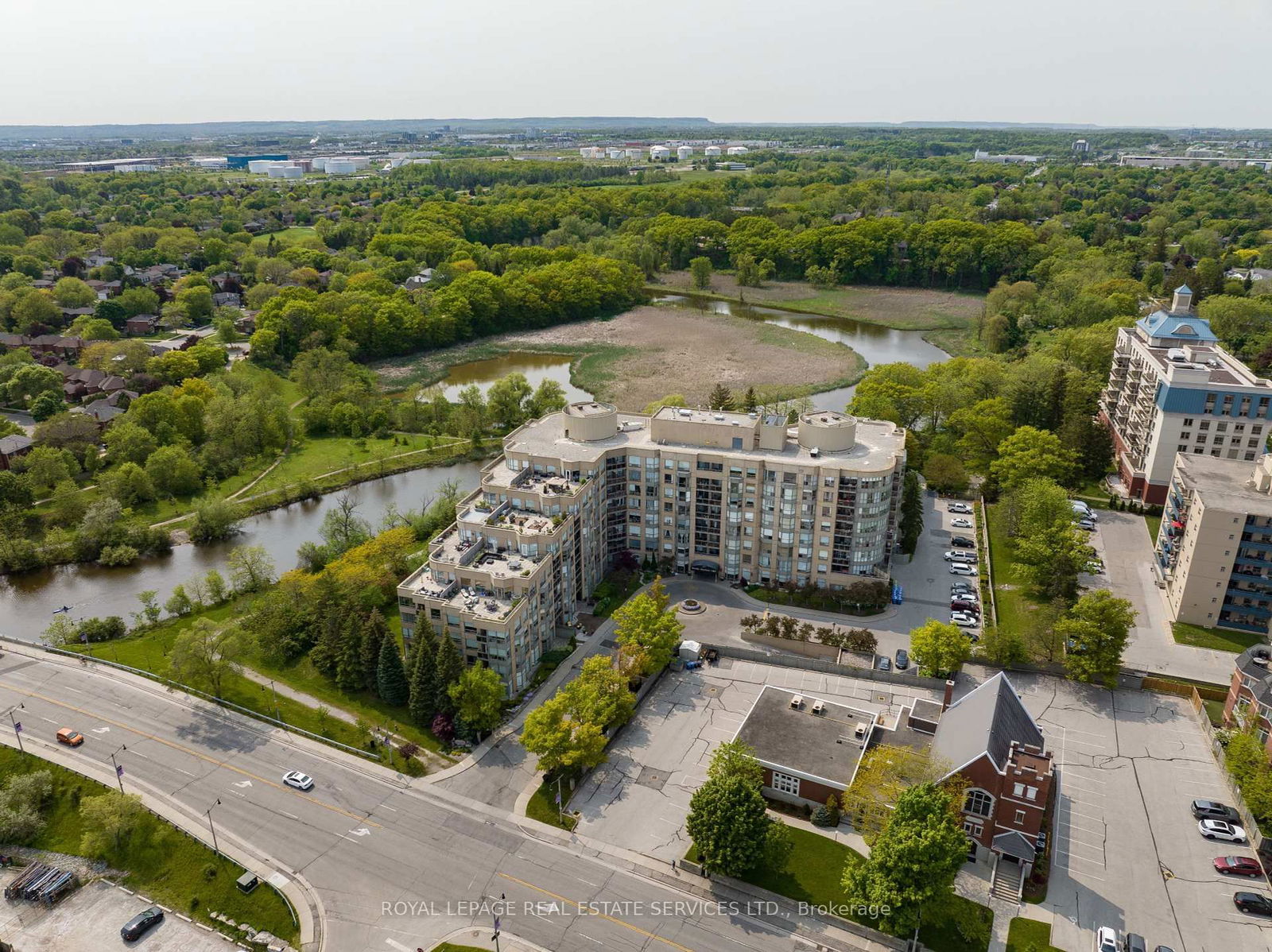 Bronte Harbour Club Condos, Oakville, Toronto