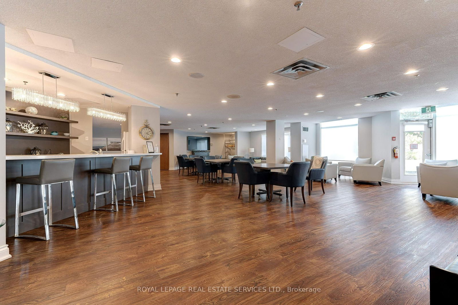 Bronte Harbour Club Condos, Oakville, Toronto