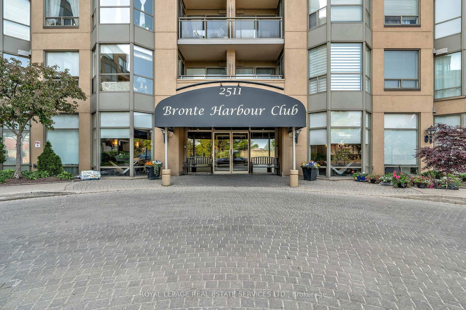 Bronte Harbour Club Condos, Oakville, Toronto