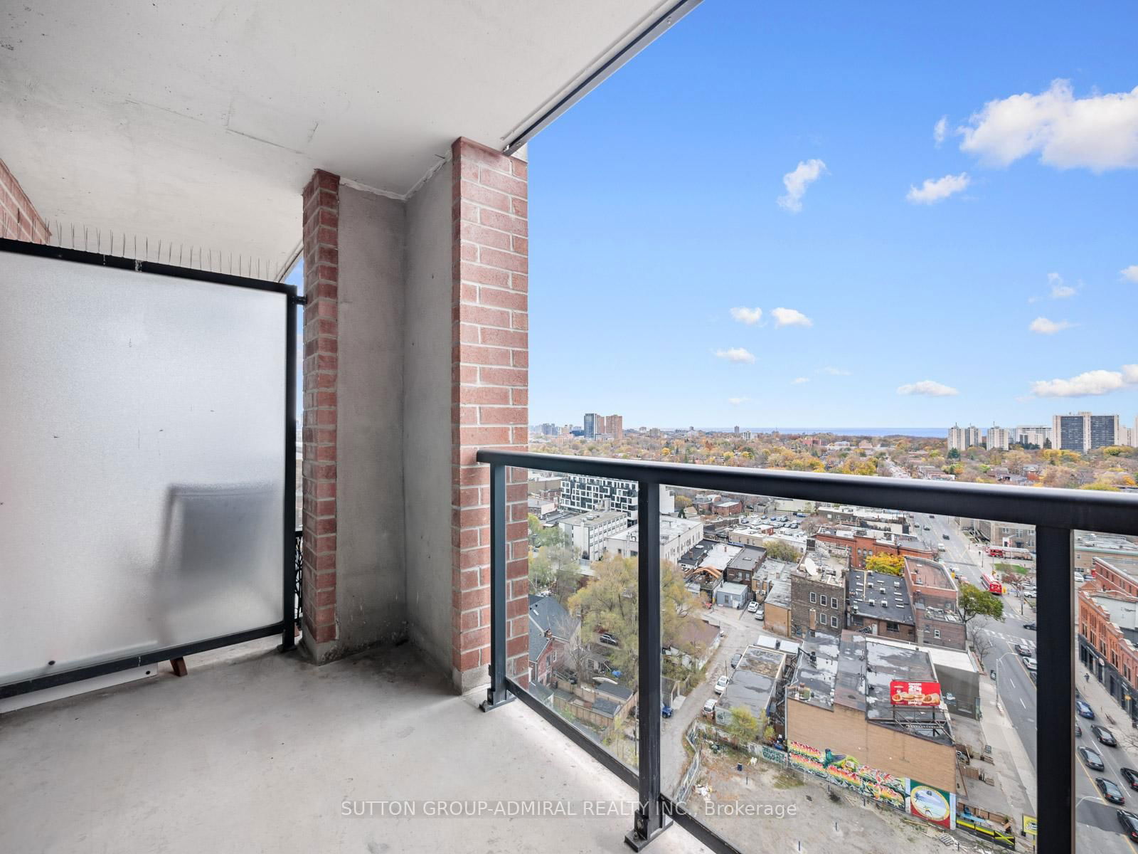 60 Heintzman St, unit 1715 for sale