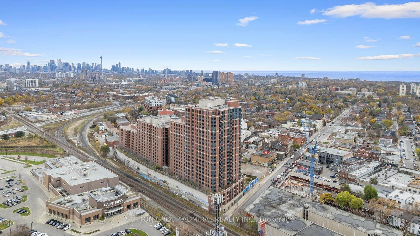 60 Heintzman St, unit 1715 for sale