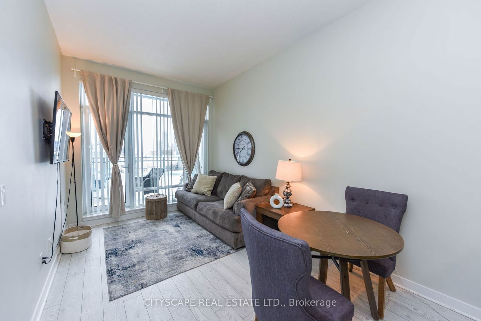 365 Prince of Wales Dr E, unit 611 for sale