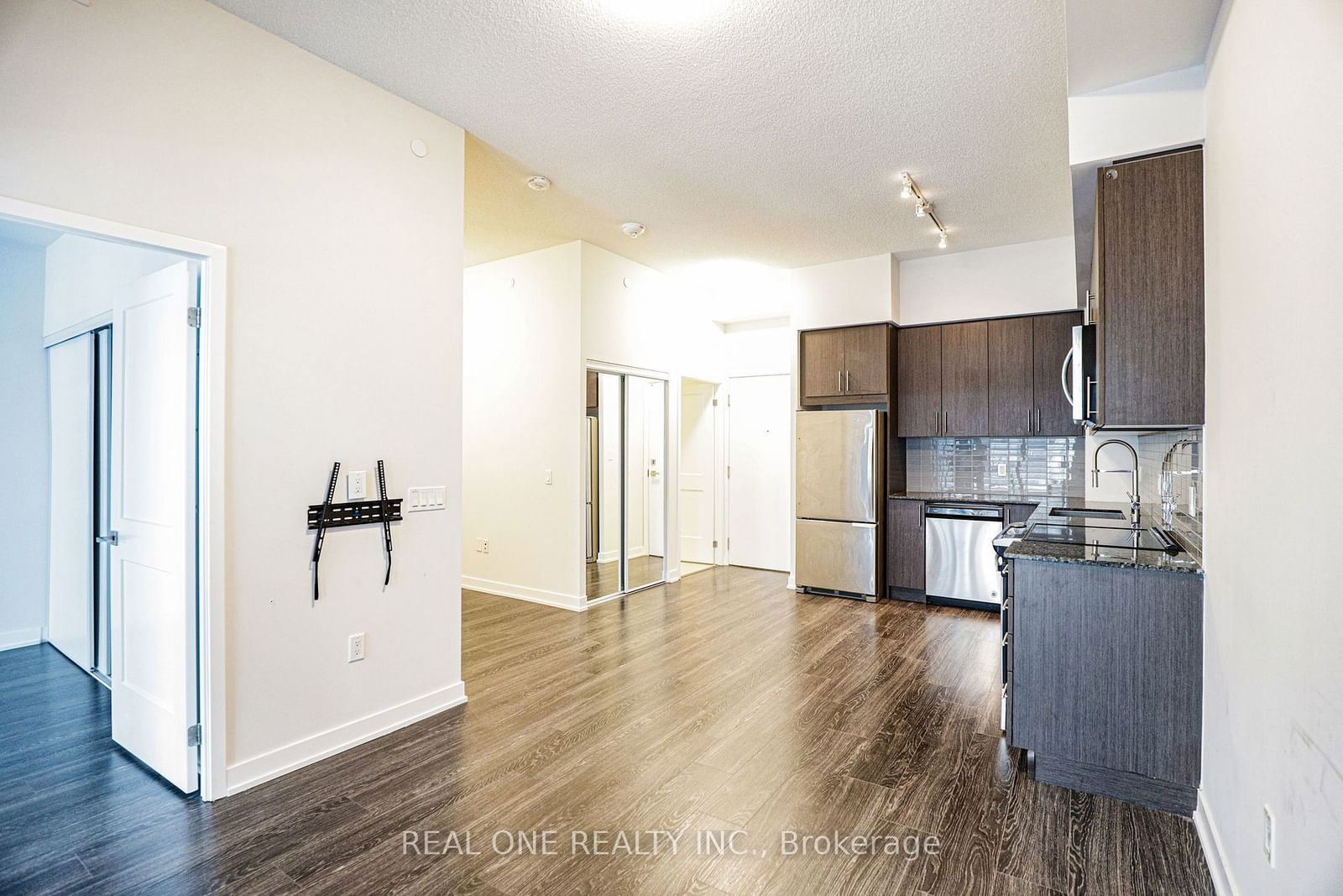 4085 Parkside Village Dr, unit 409 for rent