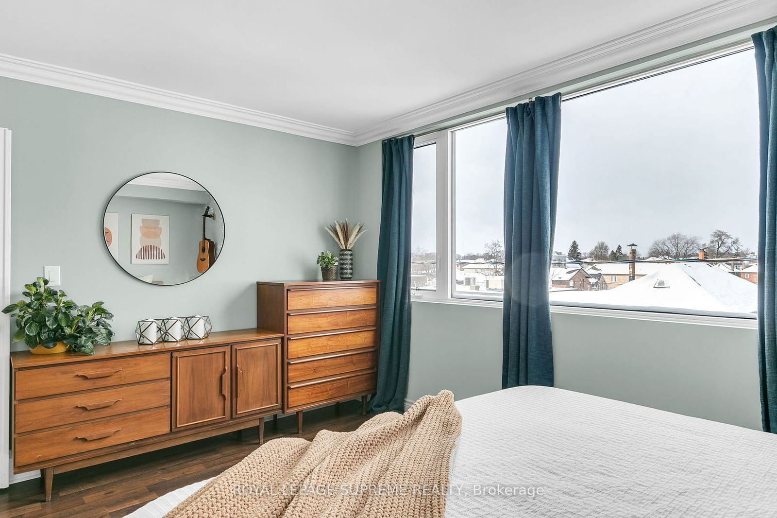 475 Rogers Rd, unit B for sale