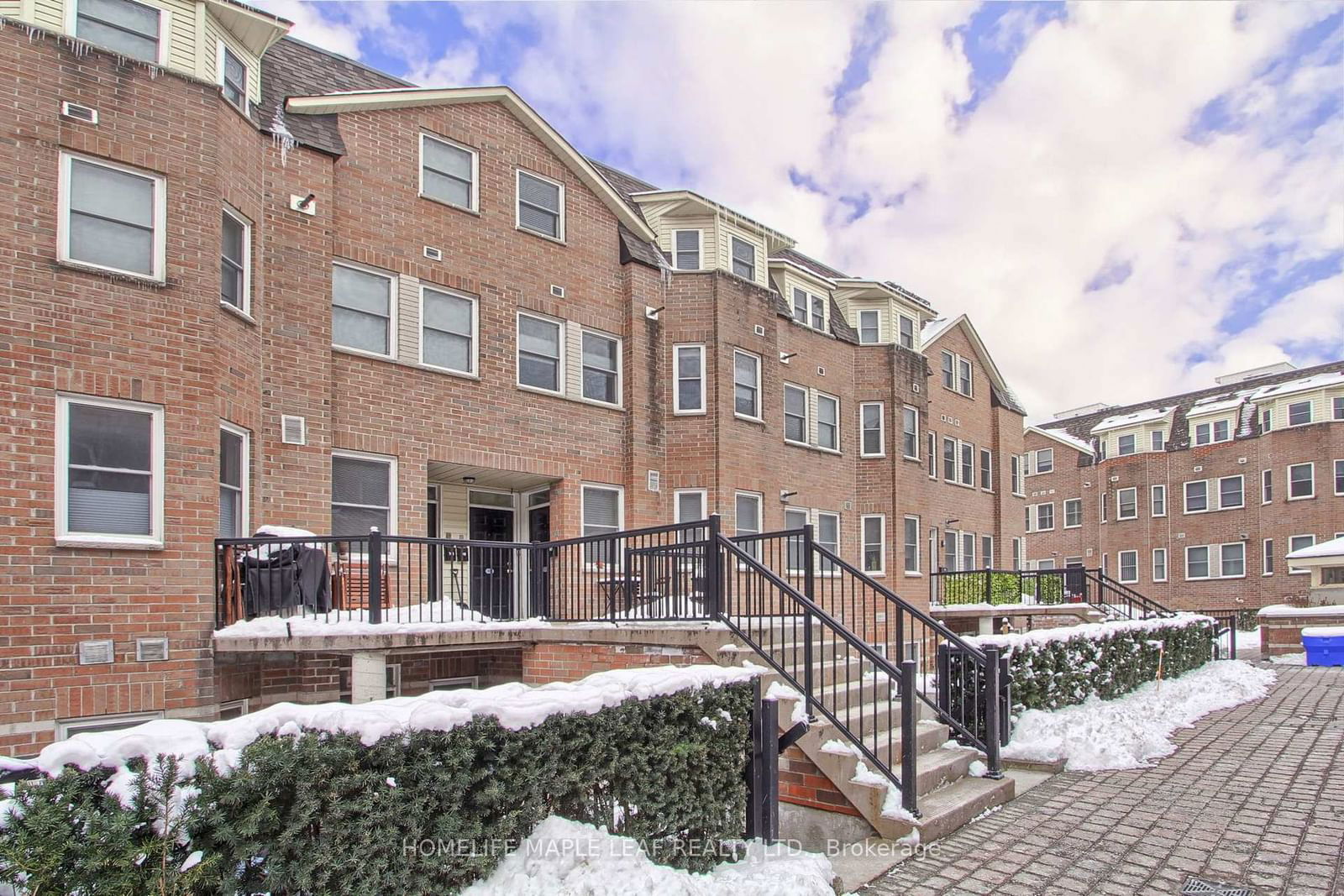 Liberty Walk Townhomes, North York, Toronto