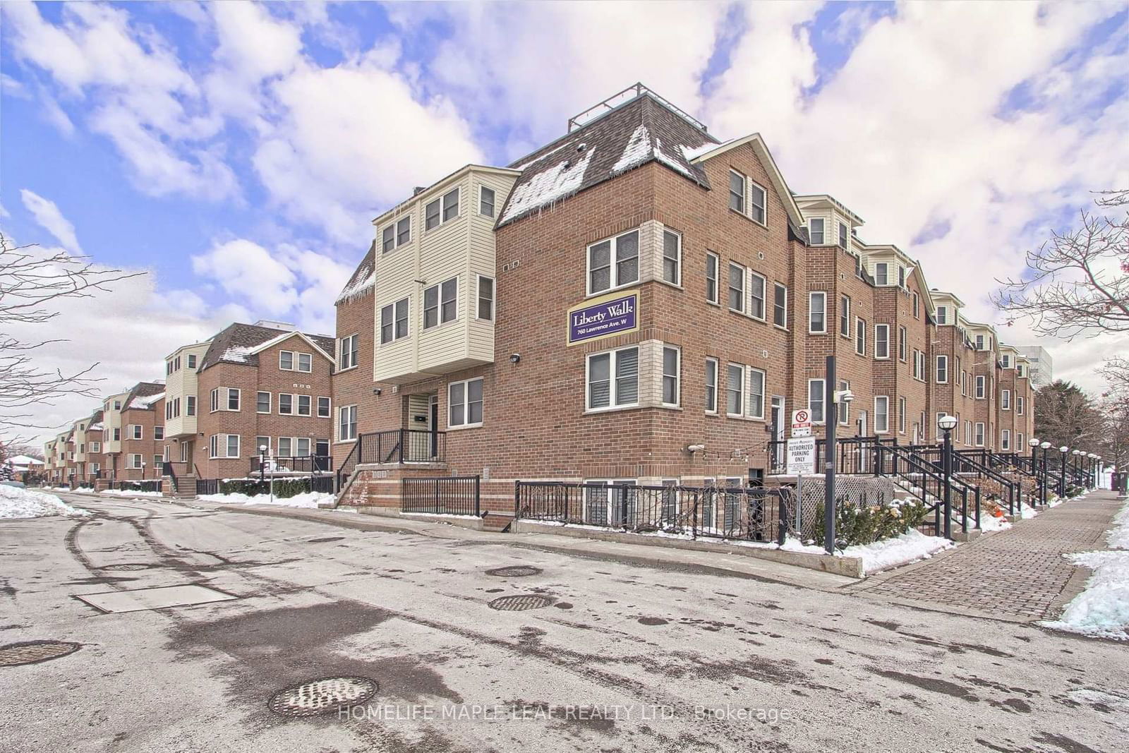 Liberty Walk Townhomes, North York, Toronto