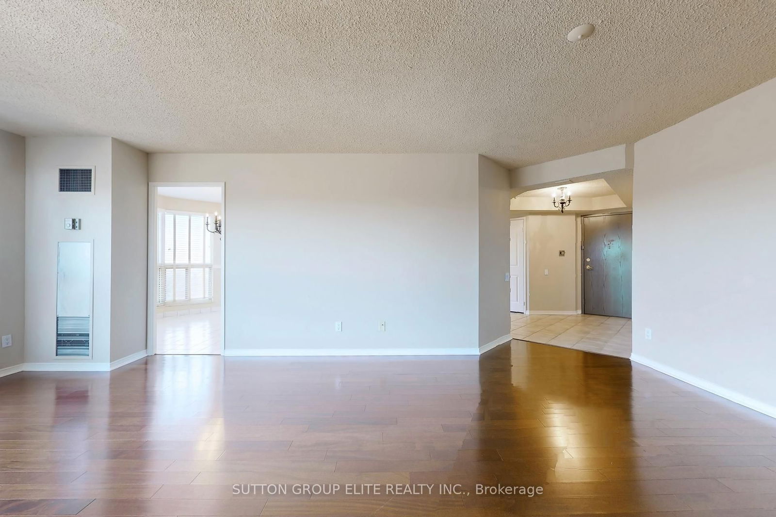 1800 The Collegeway, unit 1005 for rent