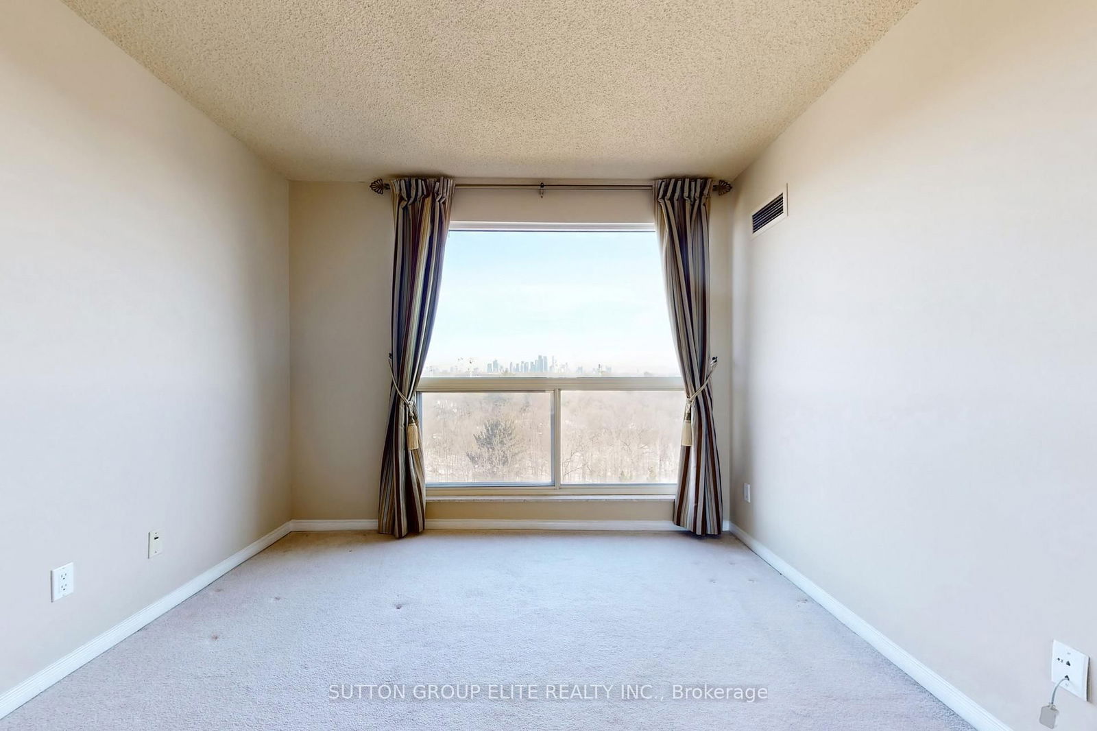 1800 The Collegeway, unit 1005 for rent