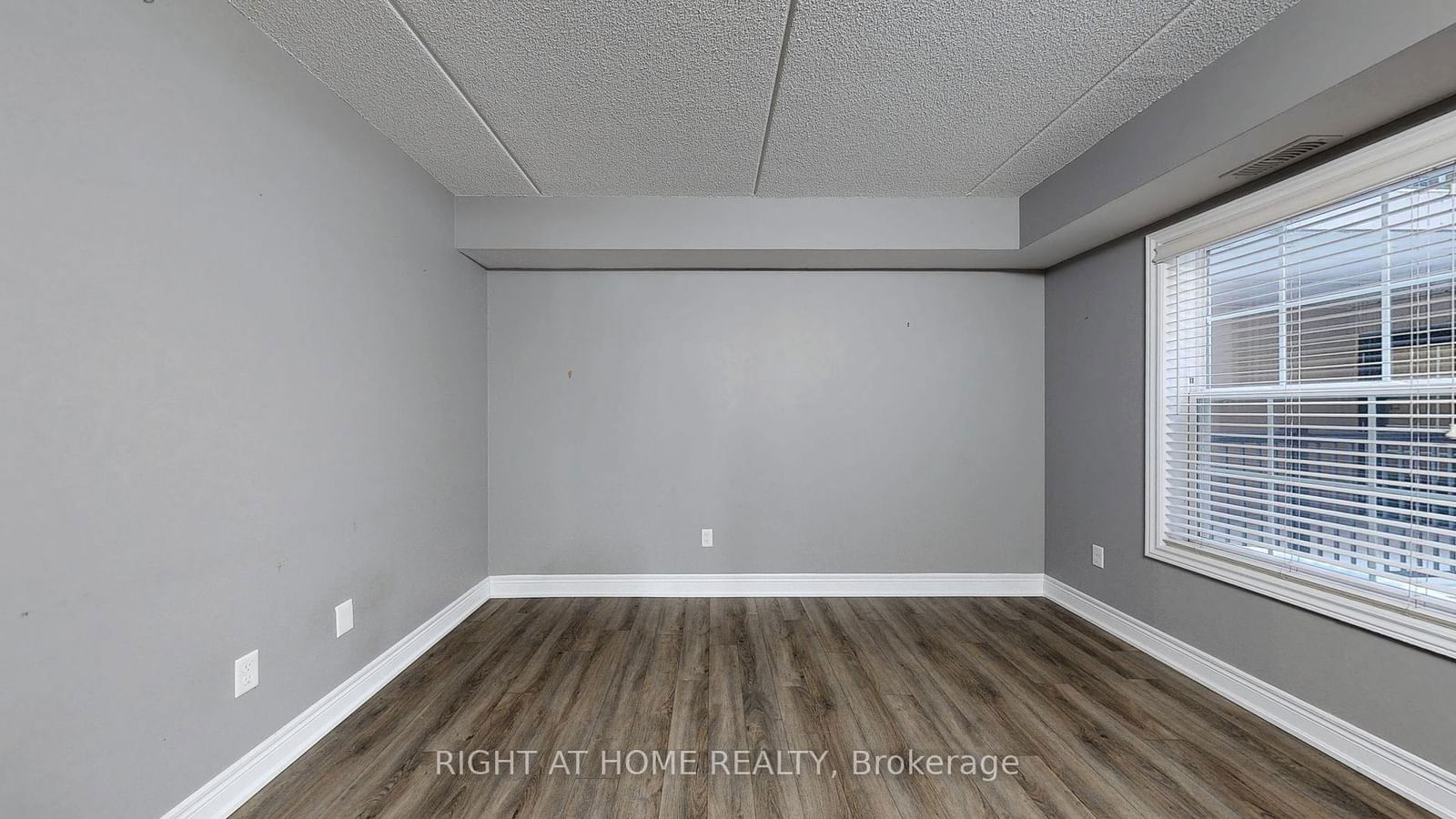 1491 Maple Ave, unit 212 for rent