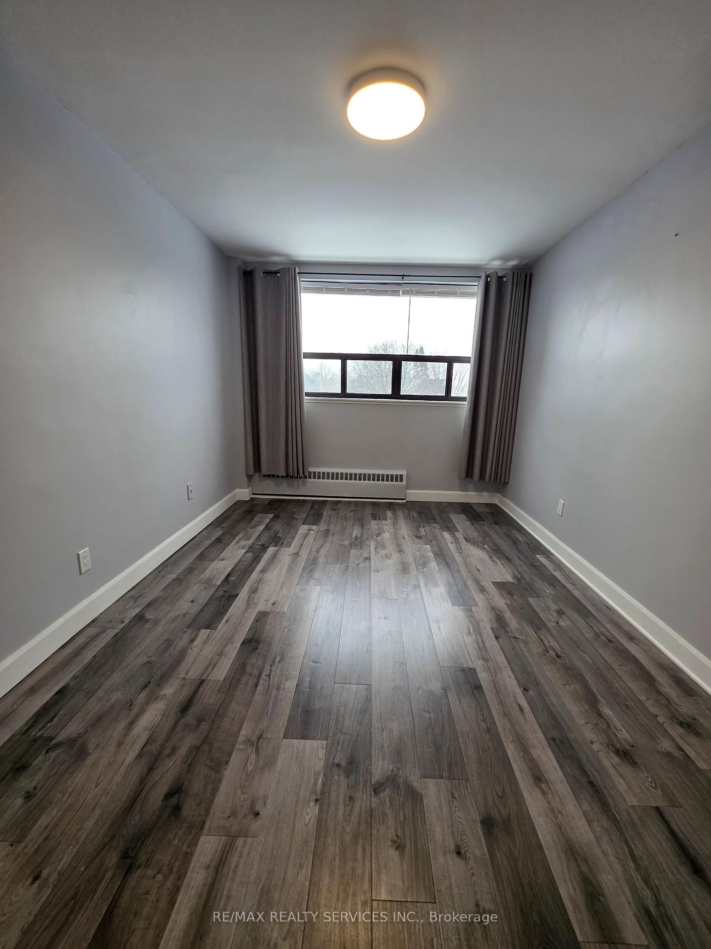 188 Mill St S, unit 215 for sale