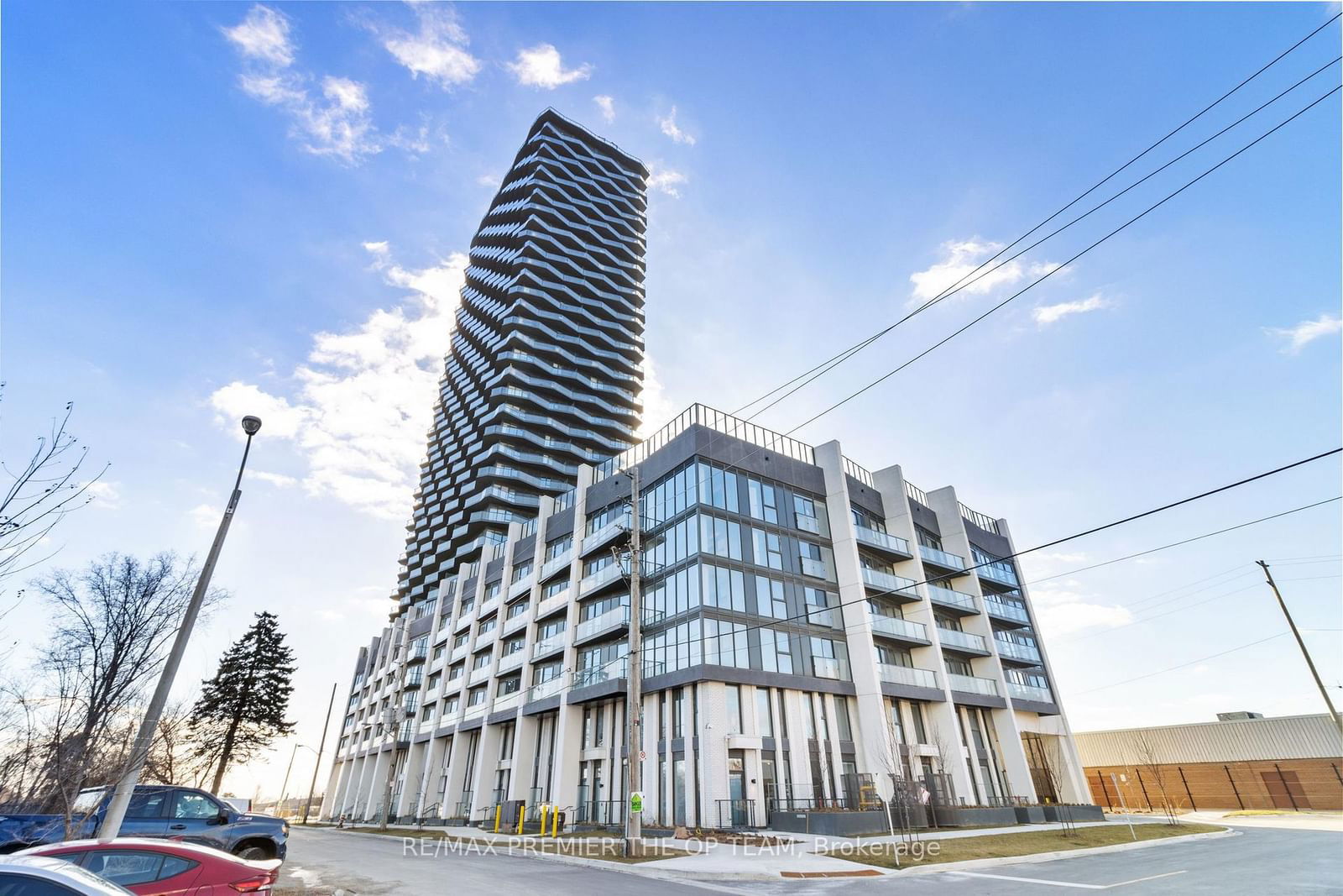 36 Zorra St, unit 1007 for rent