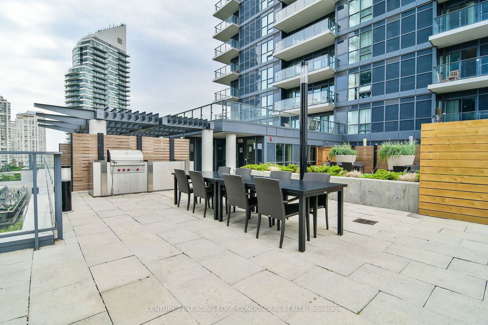 2220 Lake Shore Blvd W, unit 2103 for rent