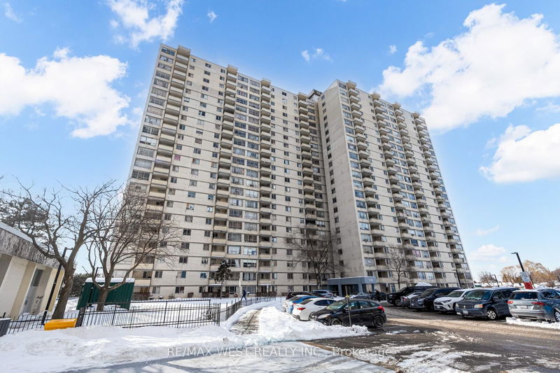 340 Dixon Rd, unit 209 for sale