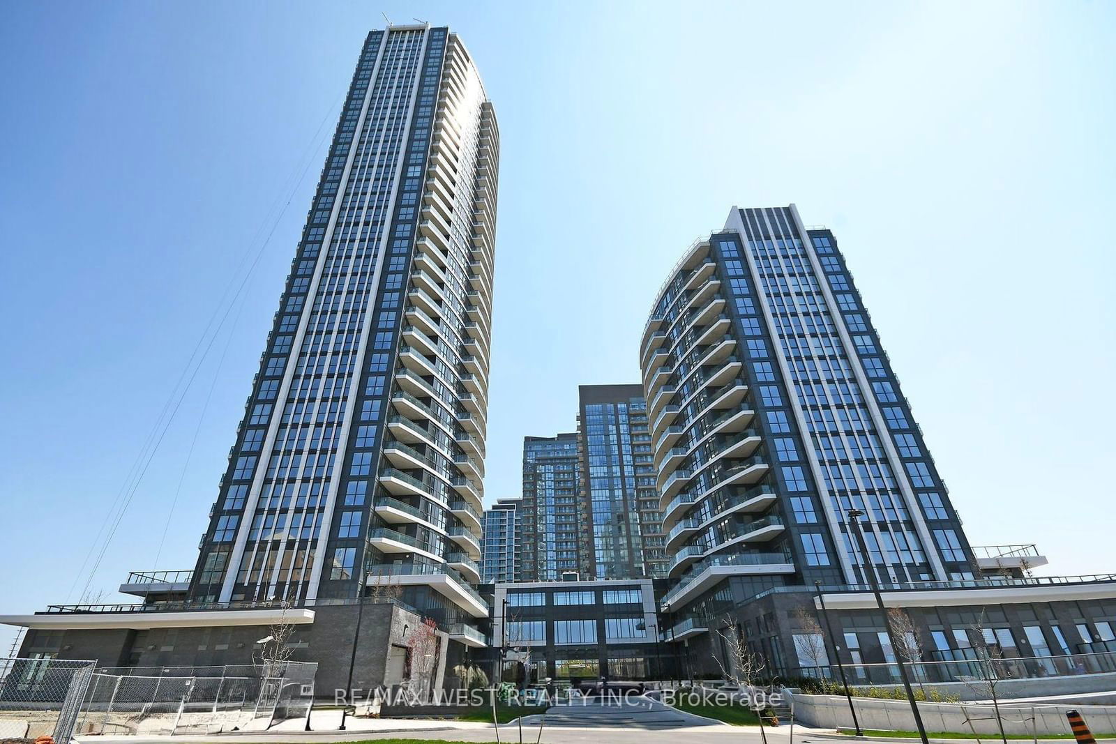 35 Watergarden Dr, unit 2915 for sale