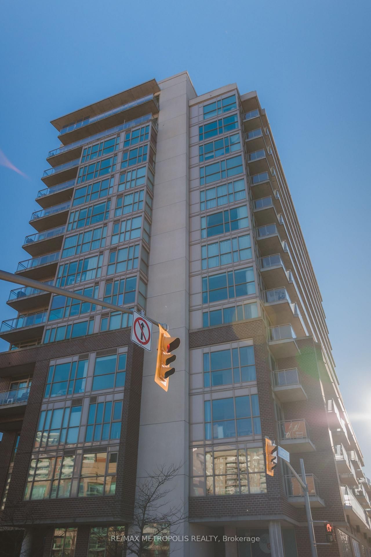 5101 Dundas St W, unit 203 for sale