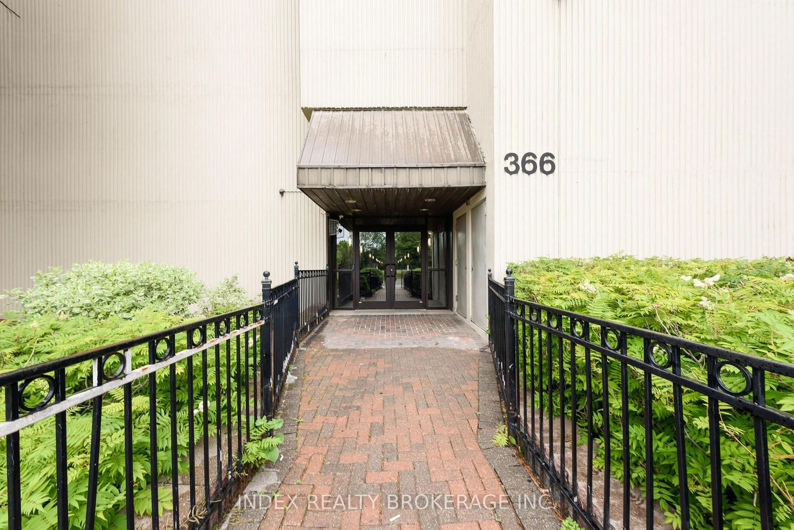 366 The East Mall, unit 233 for sale