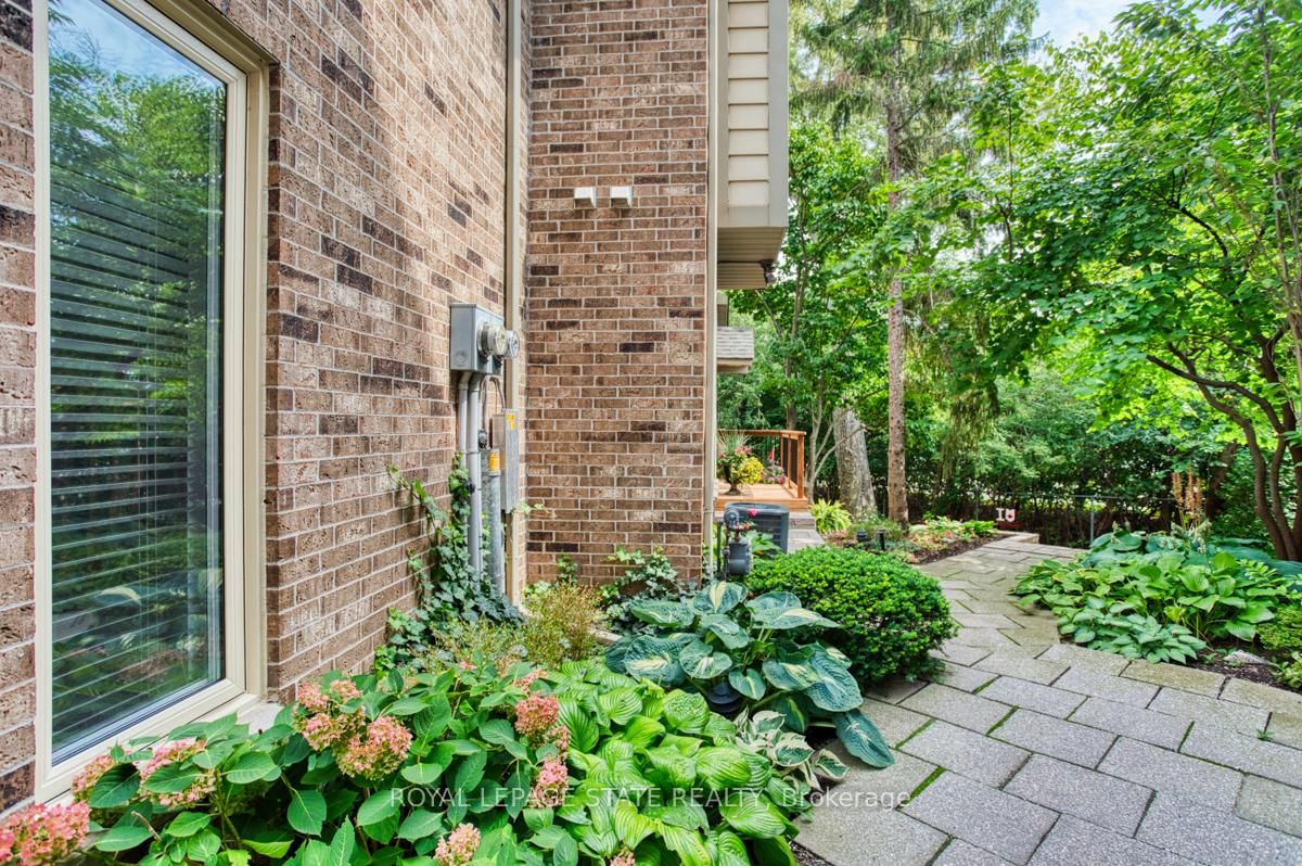 The Terrace Townhomes, Burlington, Toronto