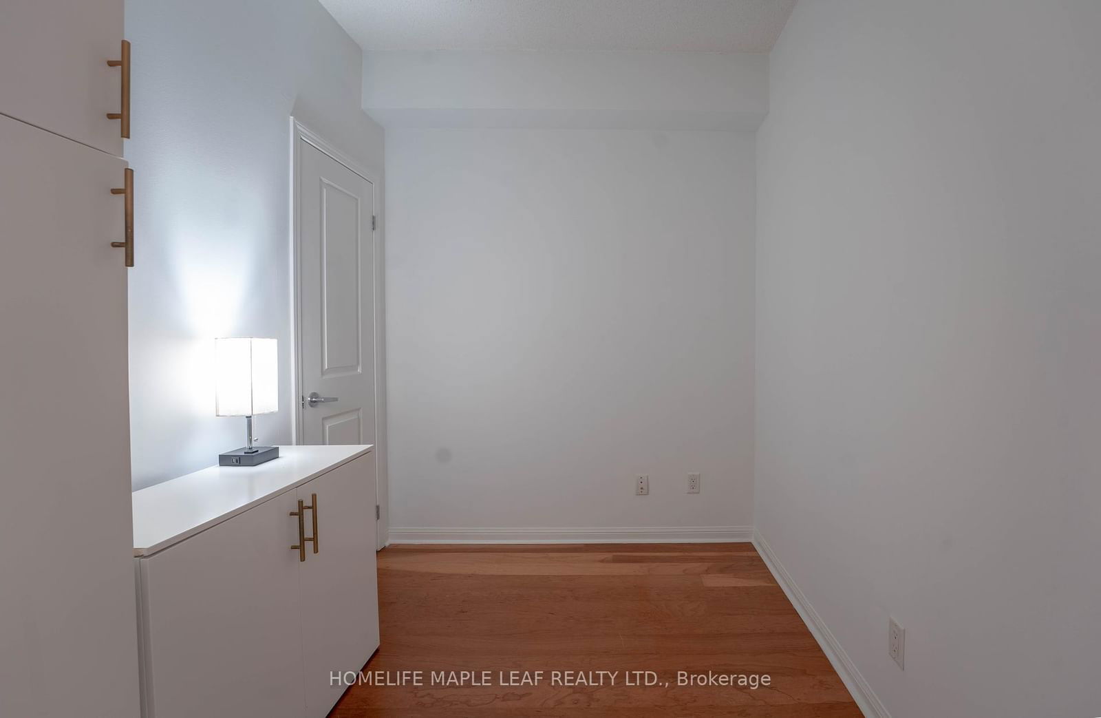 15 Windermere Ave, unit 606 for sale