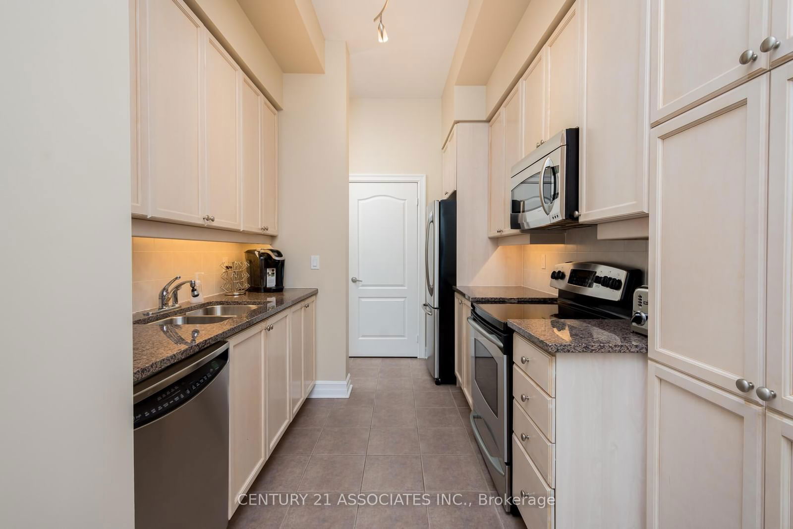 33 Elm Dr W, unit 2908 for rent