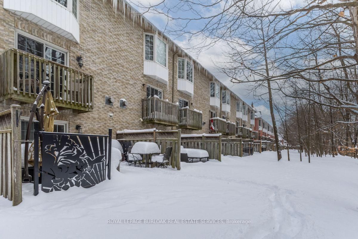 Tuck's Forest Townhomes, Burlington, Toronto