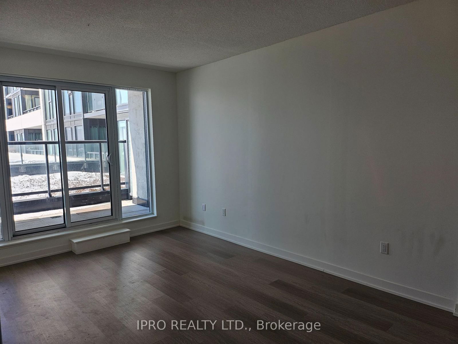 859 The Queensway, unit 307 for sale