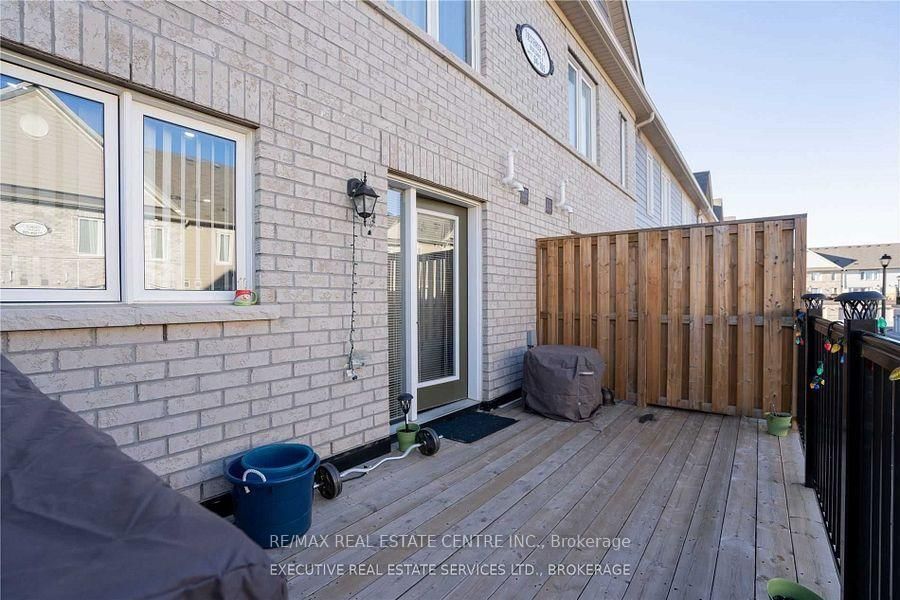 1 Beckenrose Crt, unit 99 for rent