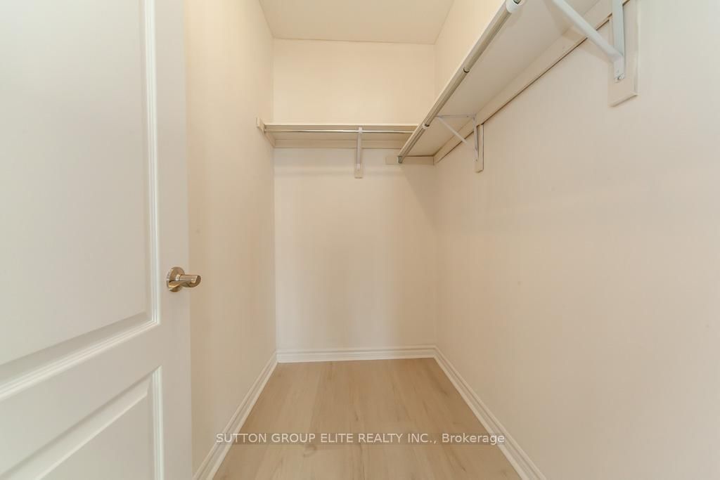 1360 Costigan Rd, unit 111 for rent