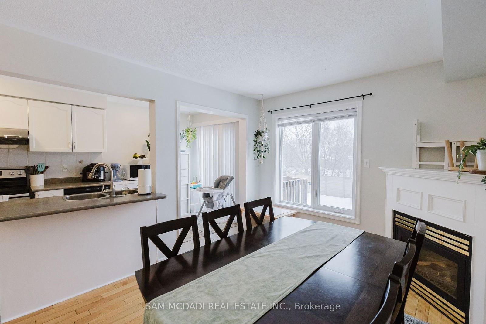 1591 South Parade Crt, unit 32 for sale