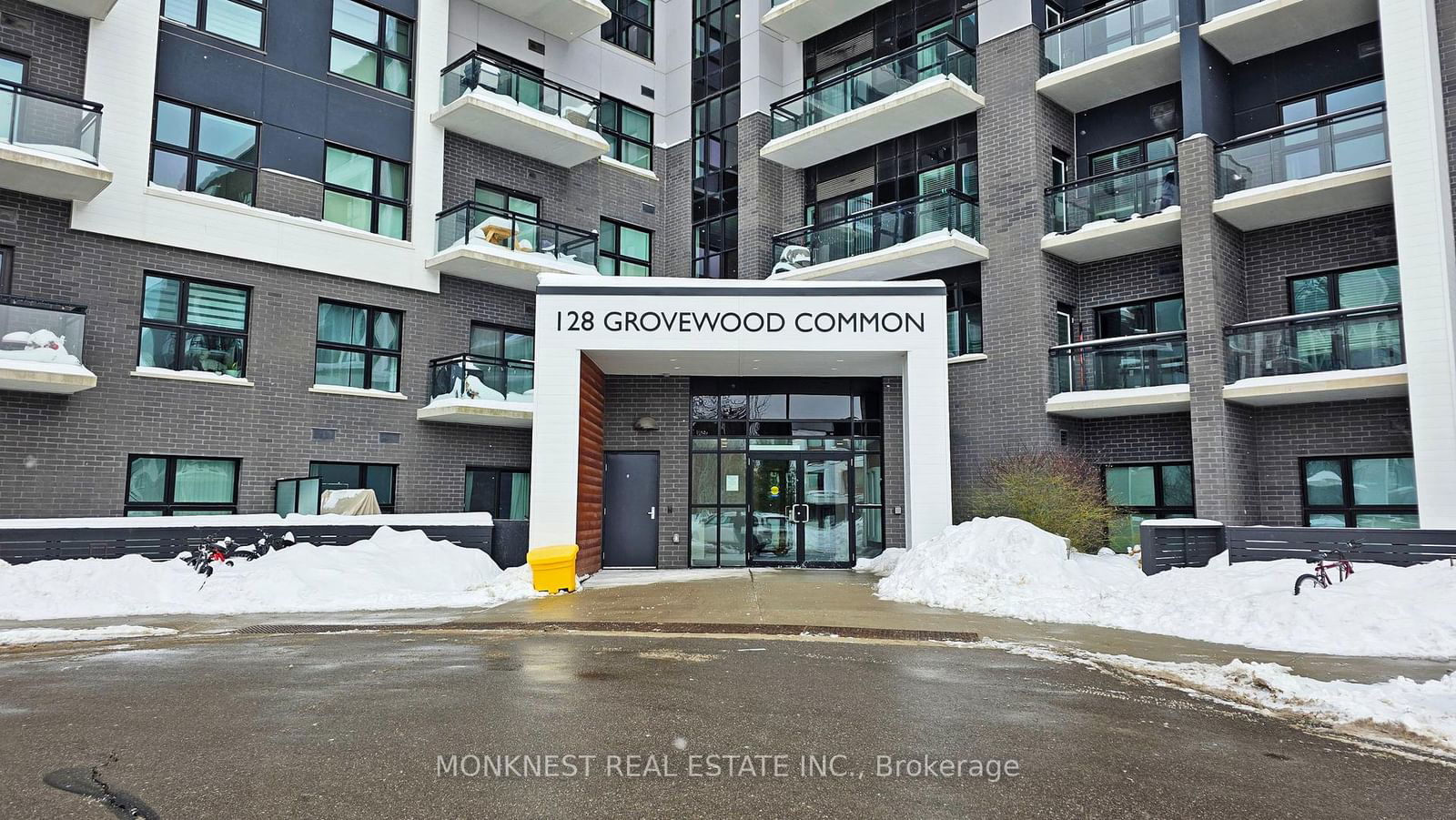 128 Grovewood Common, unit 204 for sale