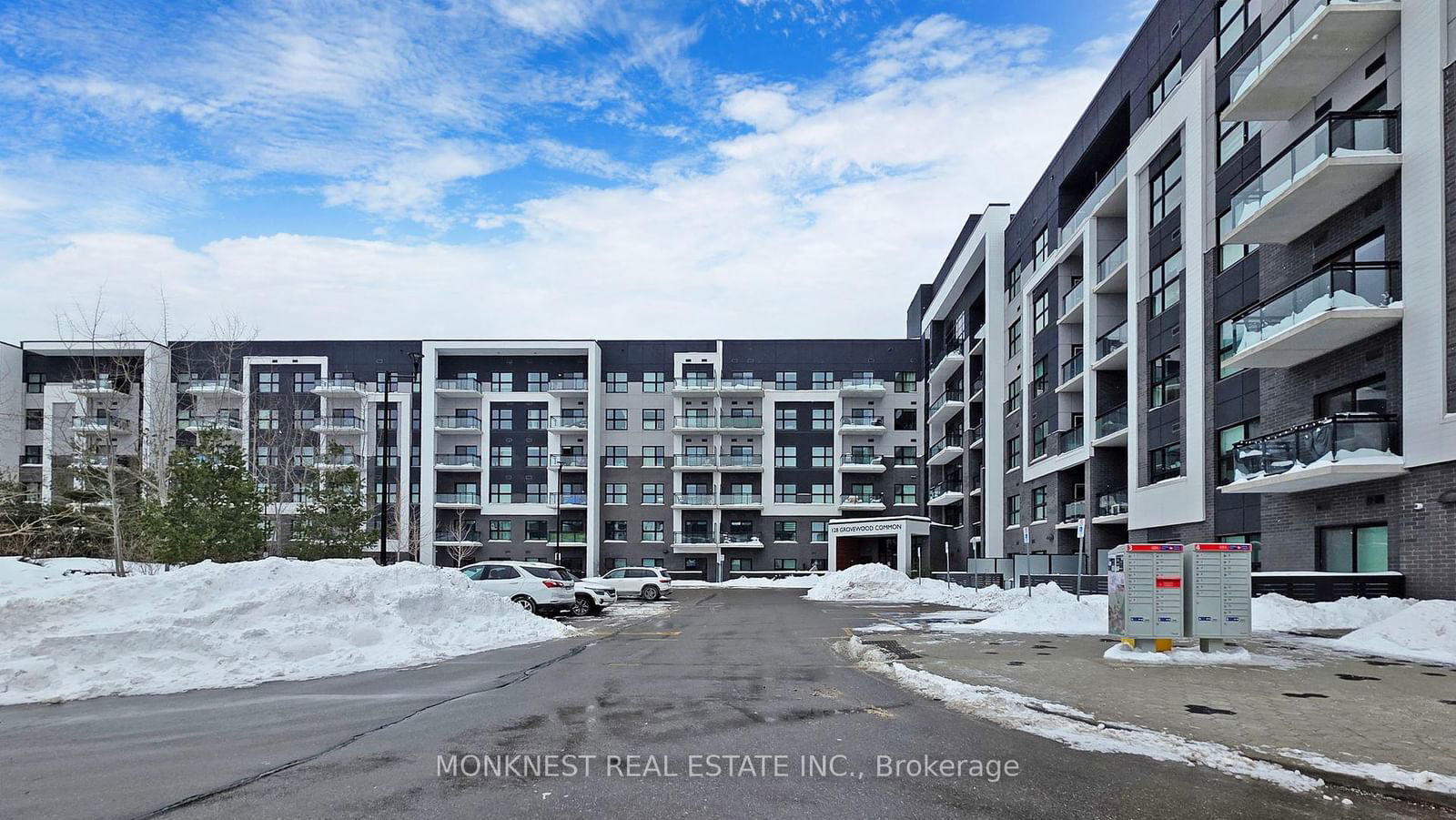 128 Grovewood Common, unit 204 for sale