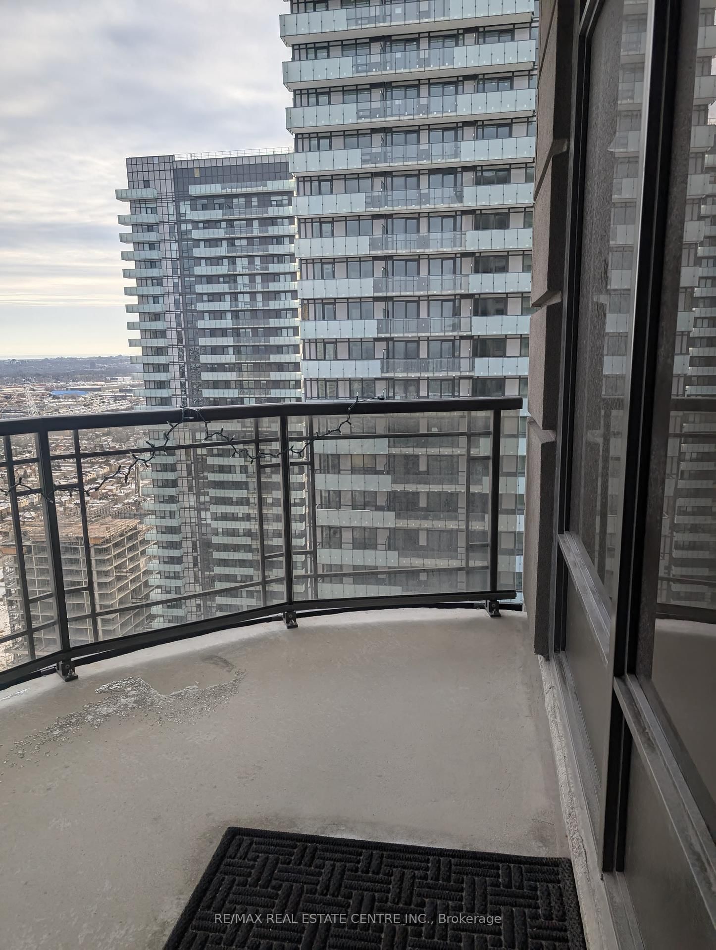 385 Prince Of Wales Dr, unit 3108 for rent