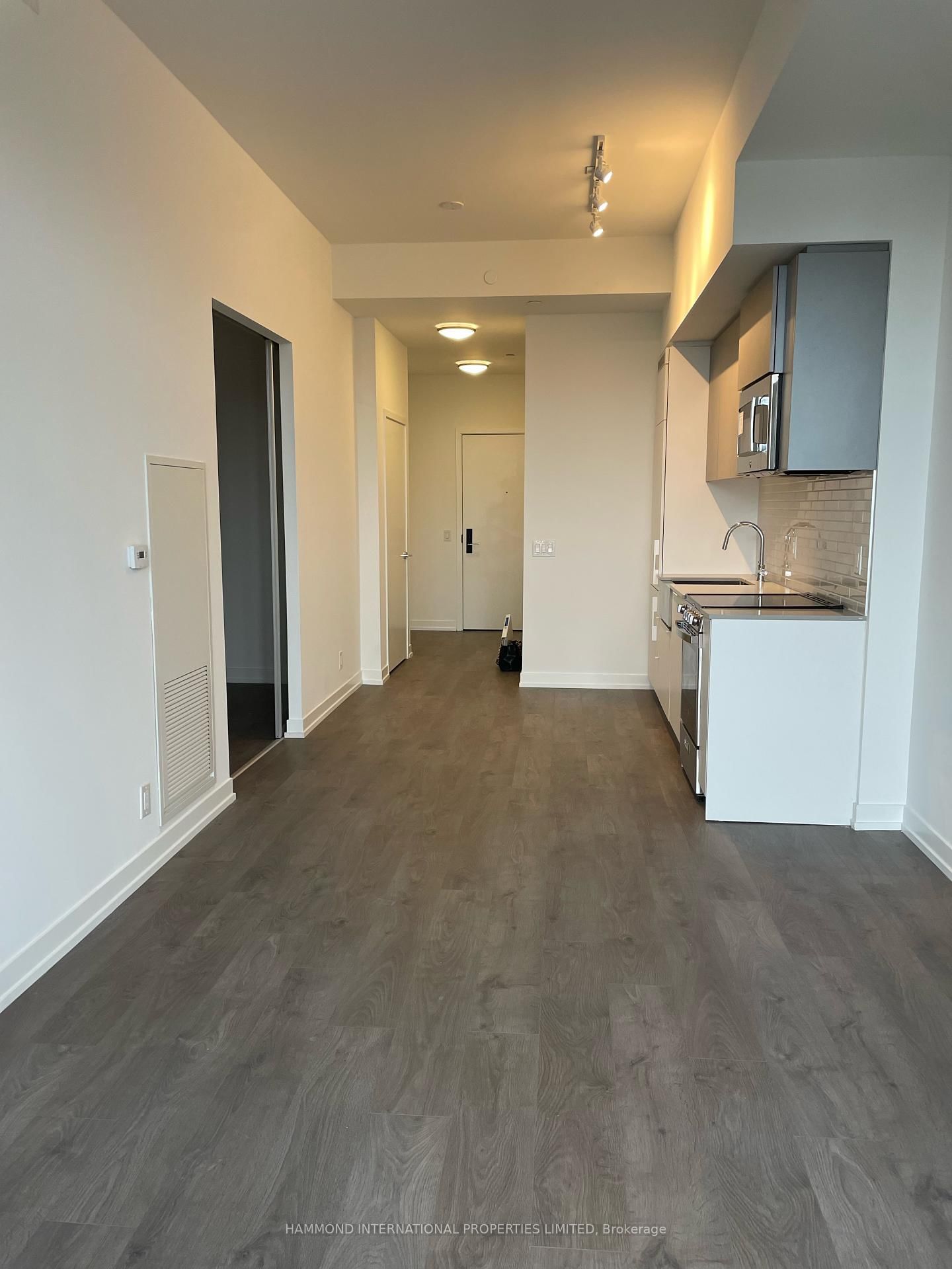 270 Dufferin St, unit 1023 for rent