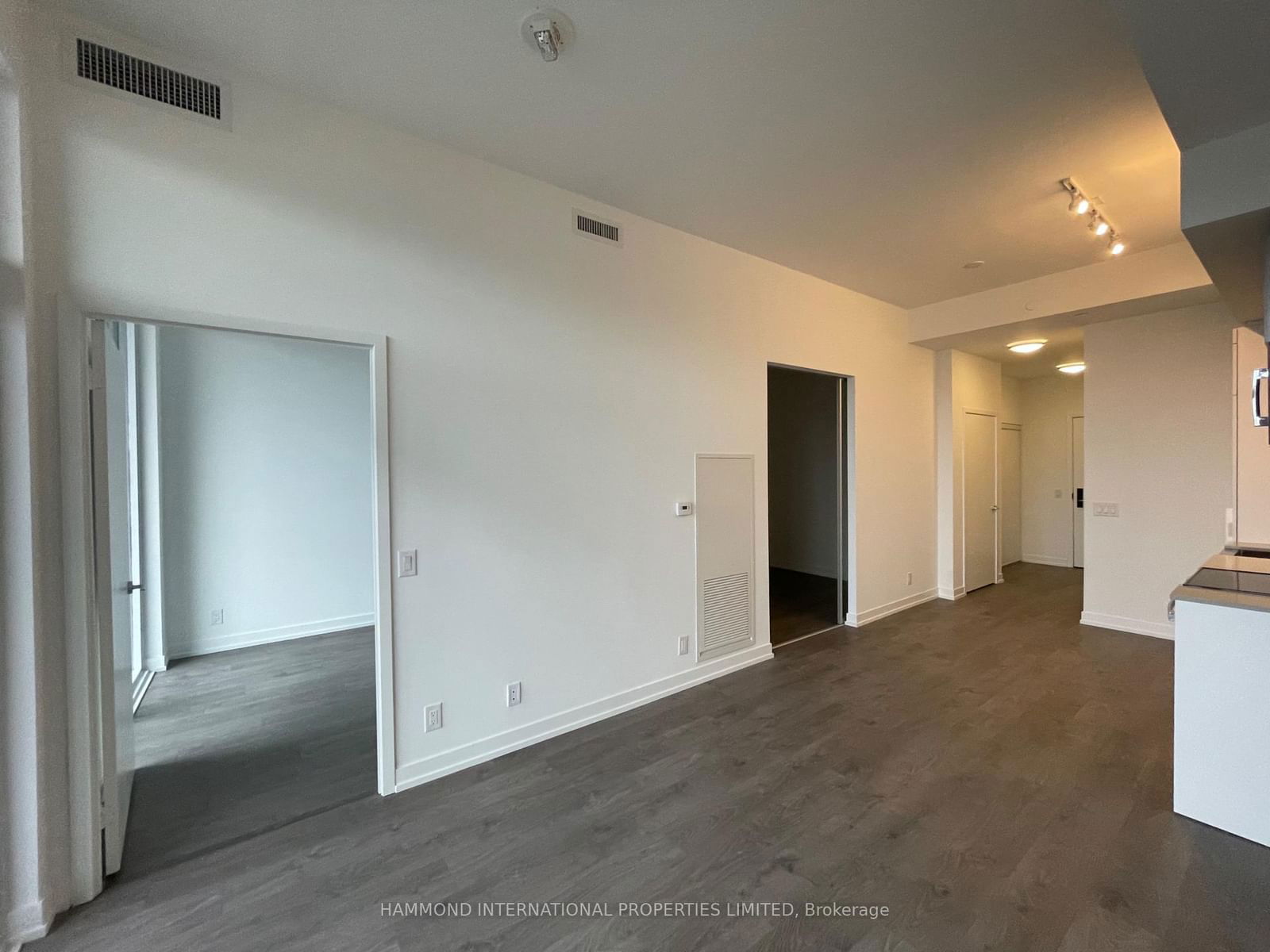 270 Dufferin St, unit 1023 for rent