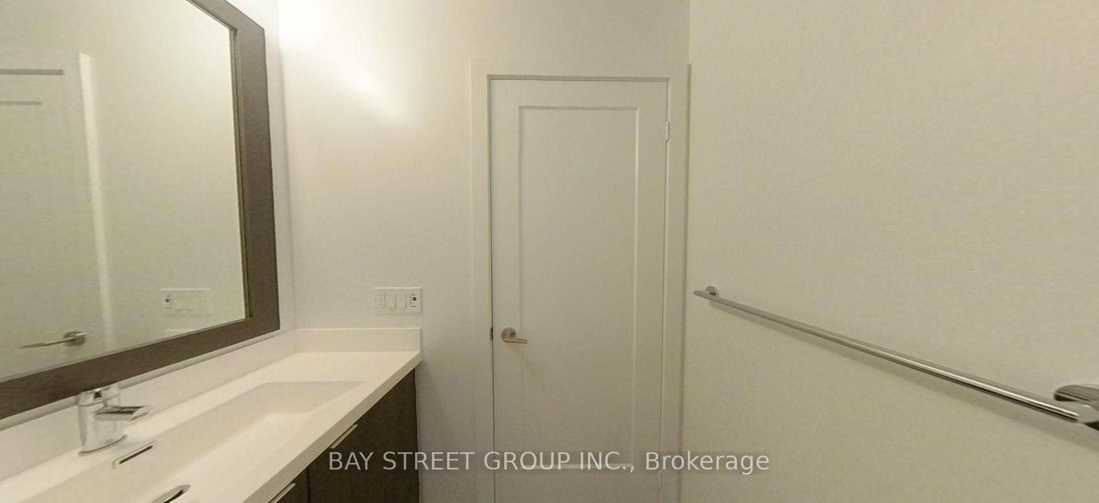 9 Mabelle Ave, unit 2915 for rent