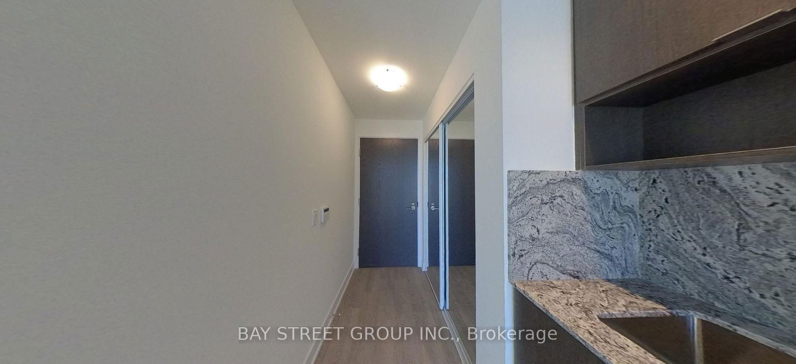 9 Mabelle Ave, unit 2915 for rent