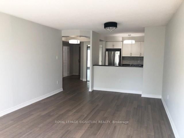 2155 Burnhamthorpe Rd W, unit 701 for rent