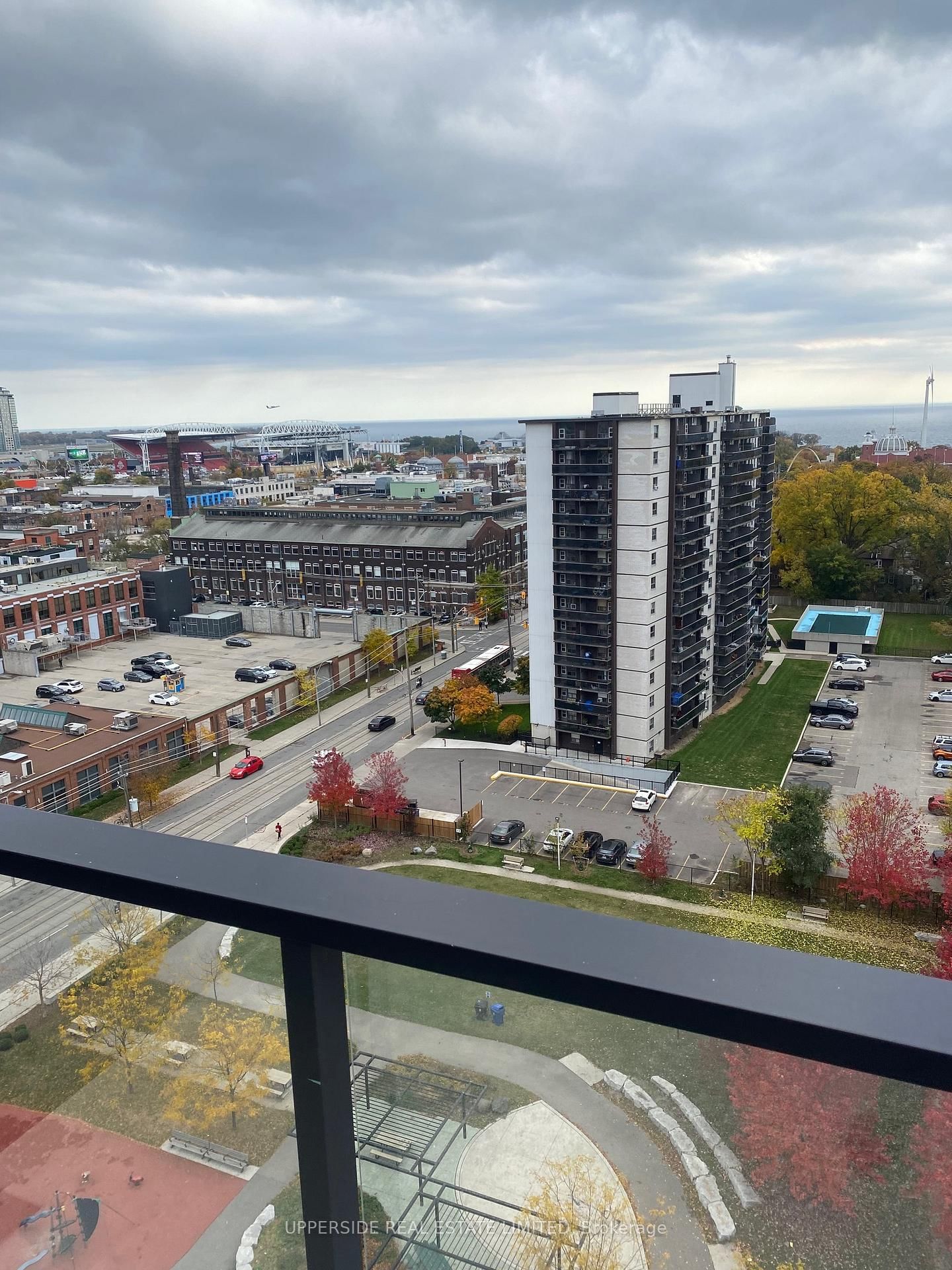 270 Dufferin St, unit 1108 for rent