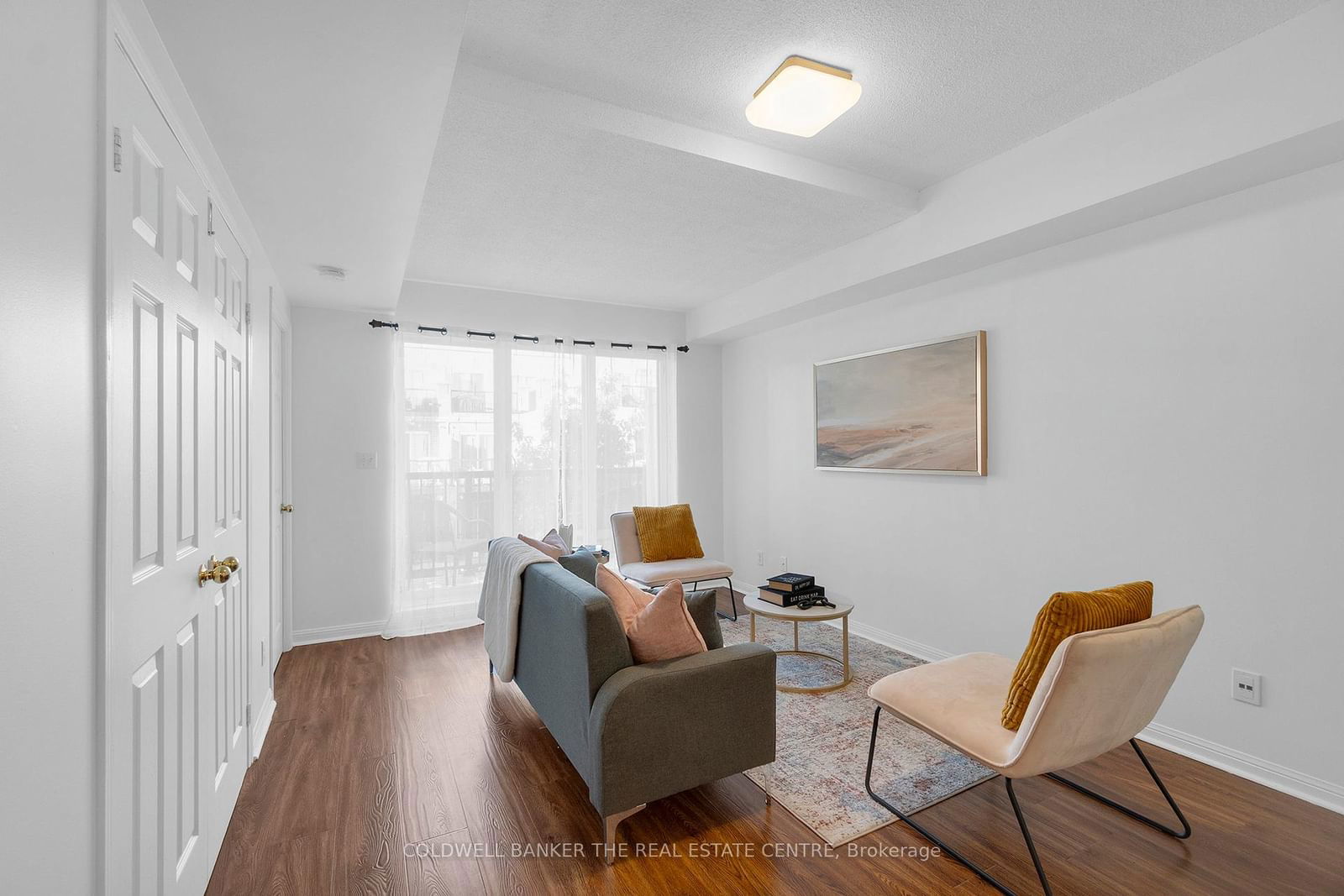 3047 Finch Ave W, unit 2057 for rent