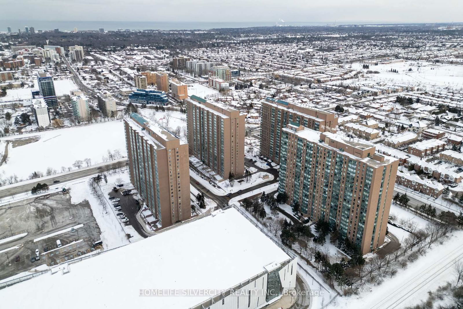 The Carlyles Condos, Mississauga, Toronto