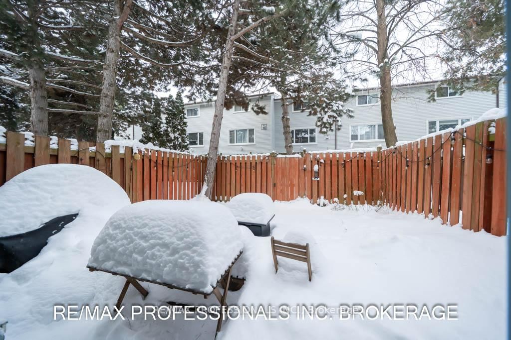 2440 Bromsgrove Road Townhomes, Mississauga, Toronto