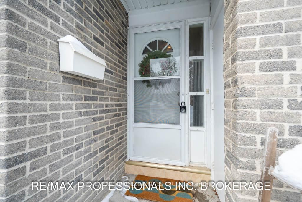 2440 Bromsgrove Road Townhomes, Mississauga, Toronto