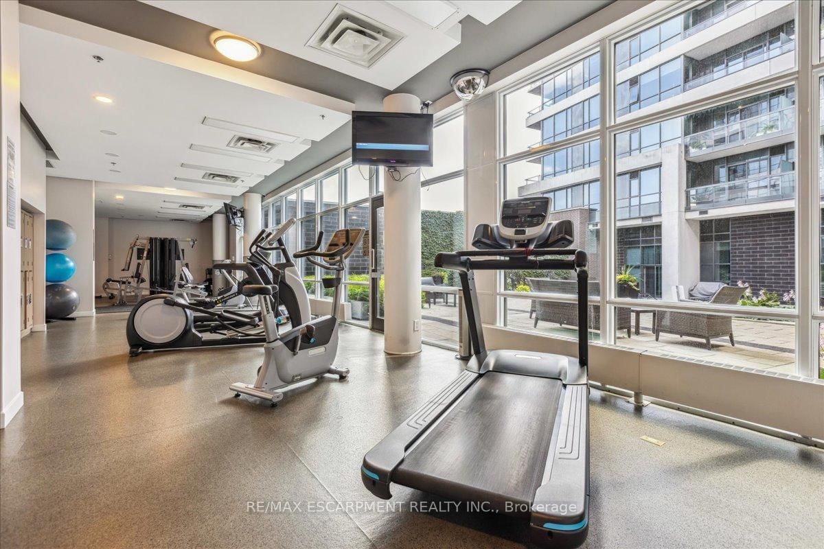 1 Hurontario St, unit 316 for sale