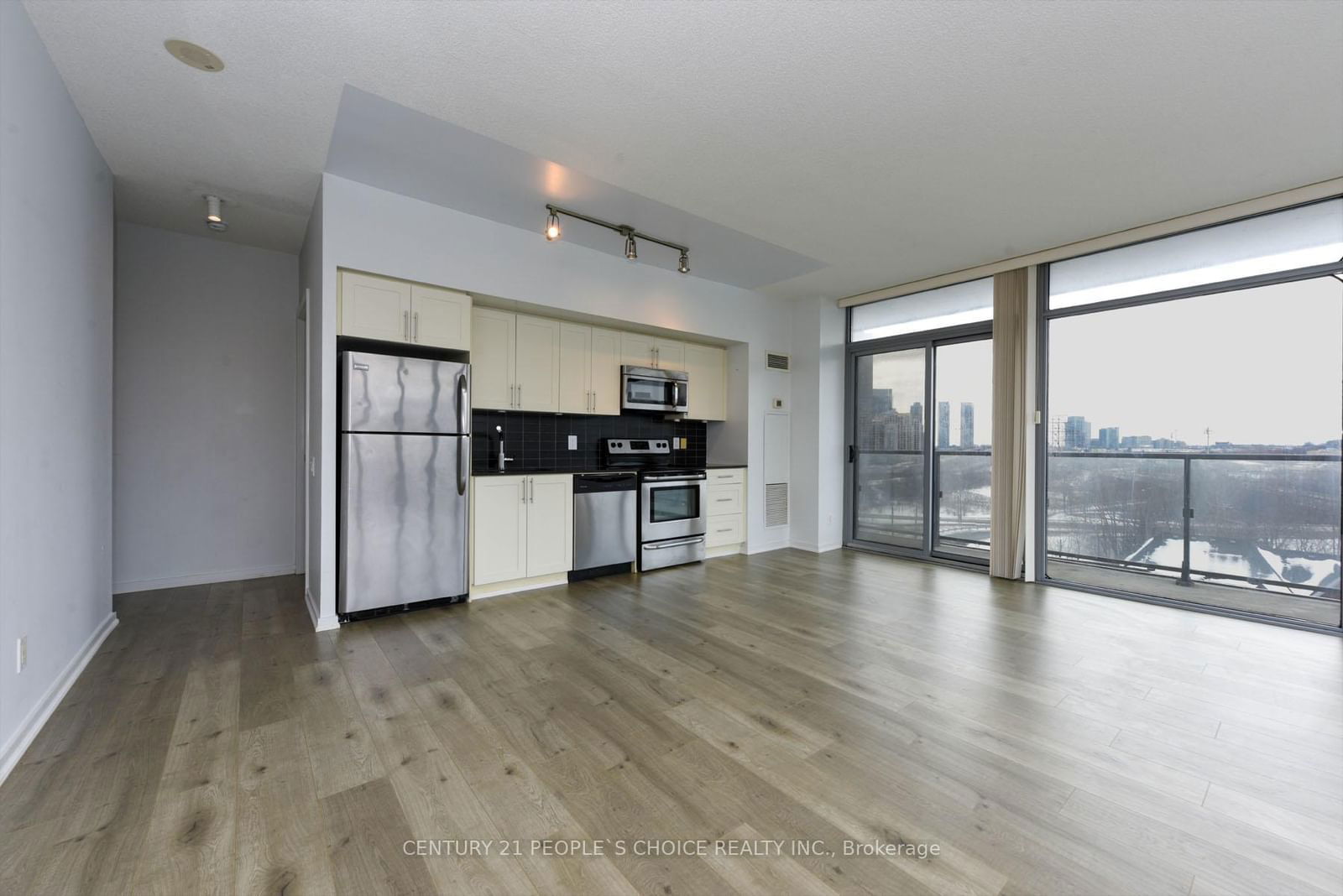 105 The Queensway, unit 610 for sale