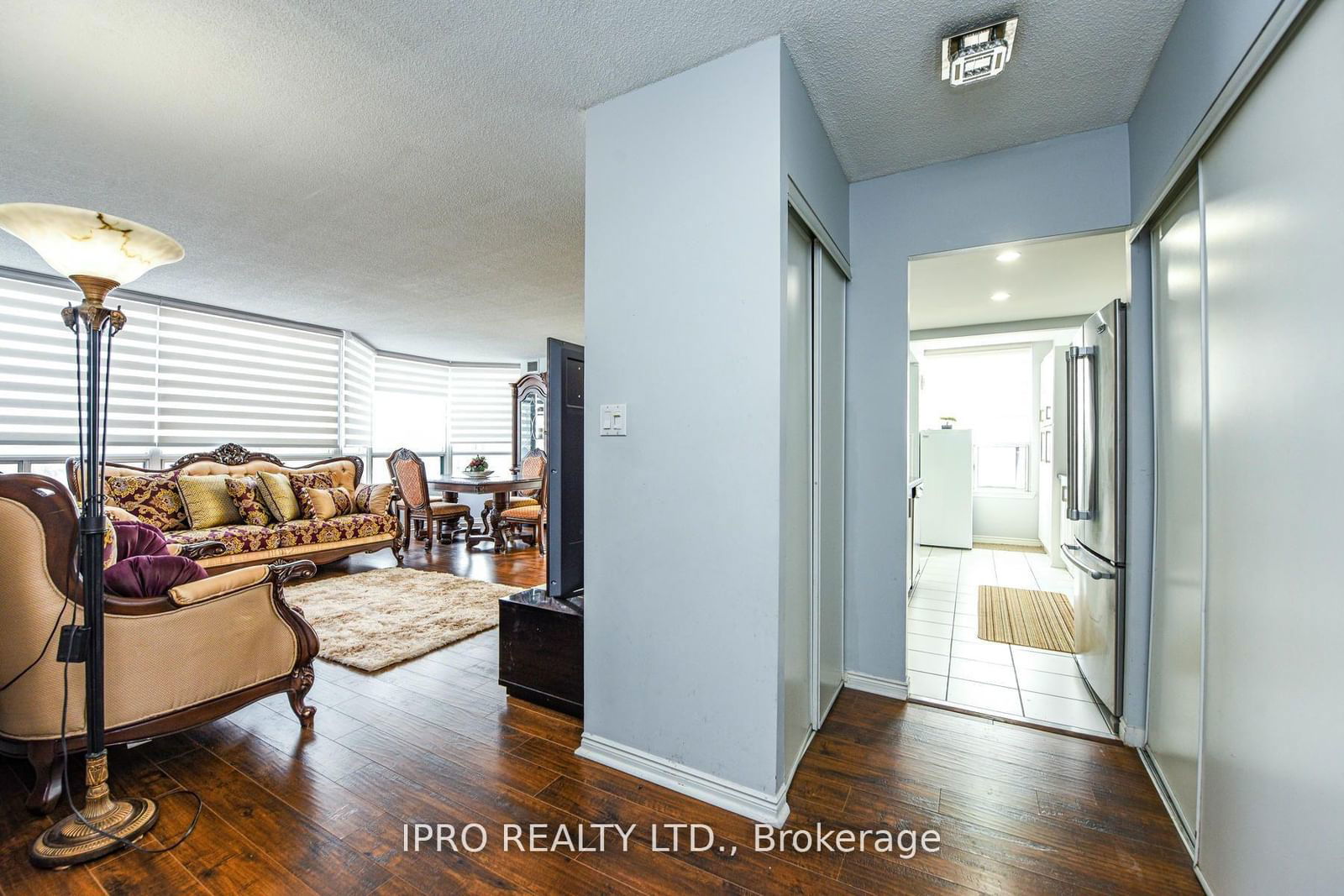 135 Hillcrest Ave, unit 1903 for sale