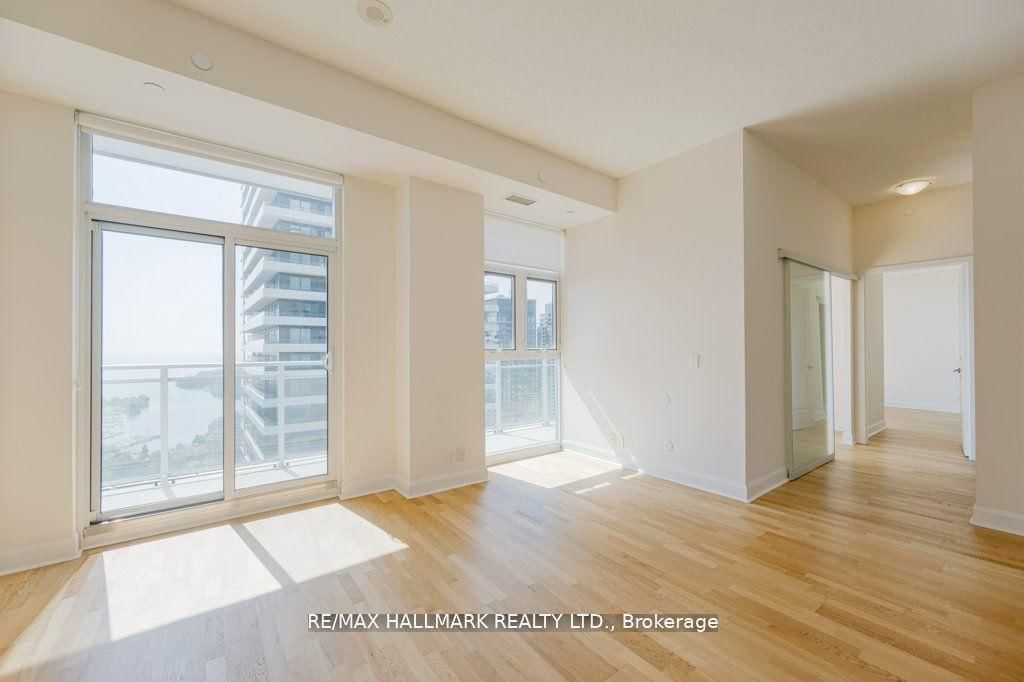 33 Shore Breeze Dr, unit 3701 for rent